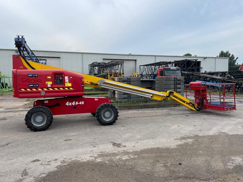 Telescoophoogwerker Genie S45